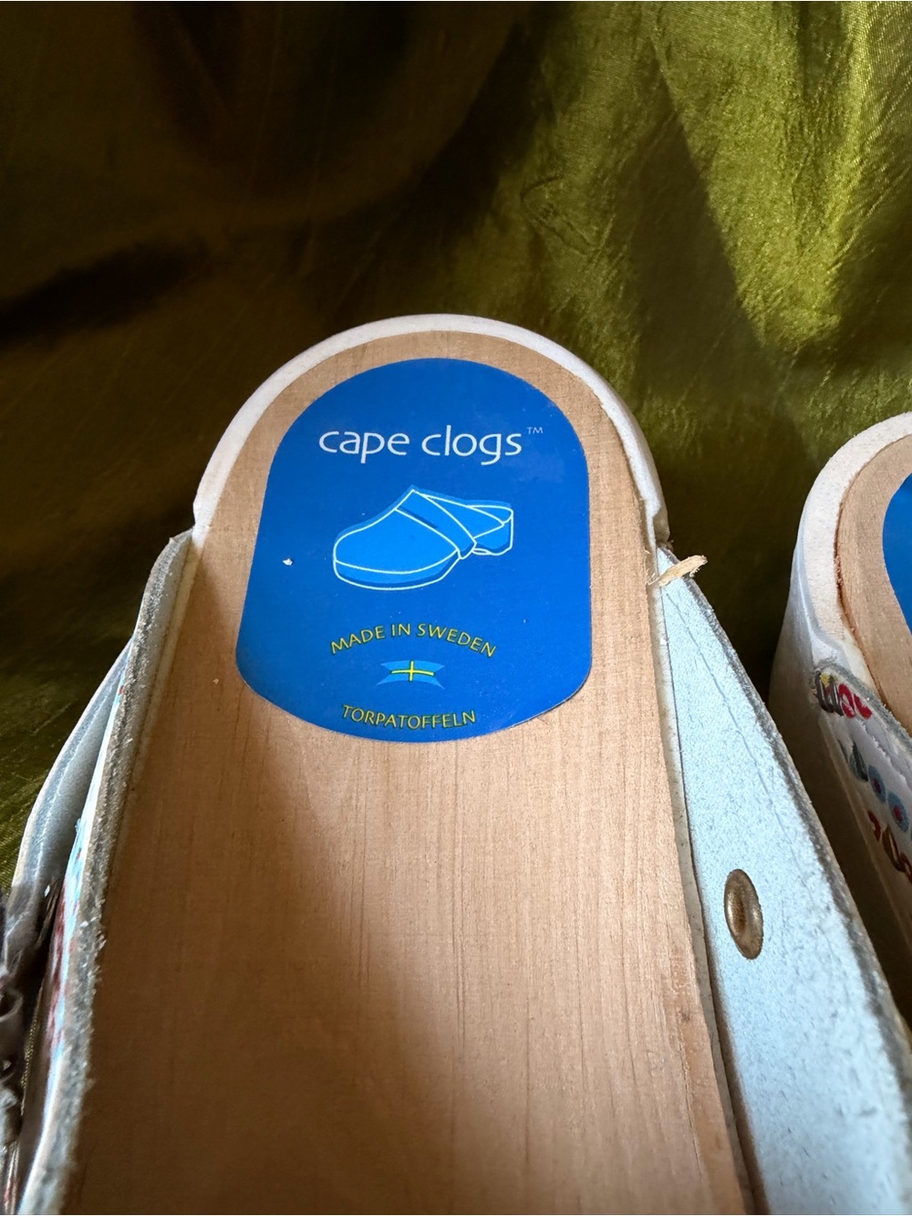 Torpatoffeln Colorful Circle Print Swiss Clogs - Picture 4 of 6